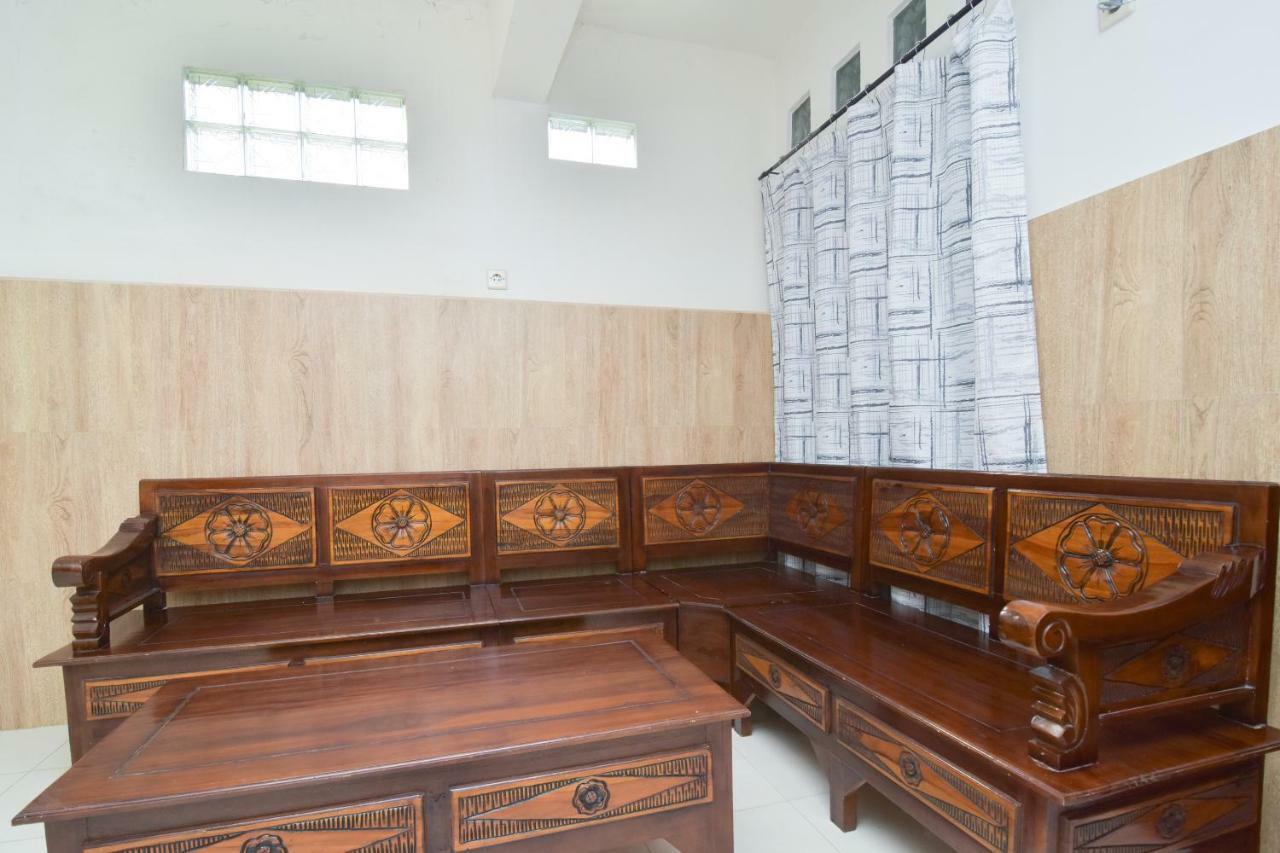 Dua Putri Villa Pasuruan Bagian luar foto