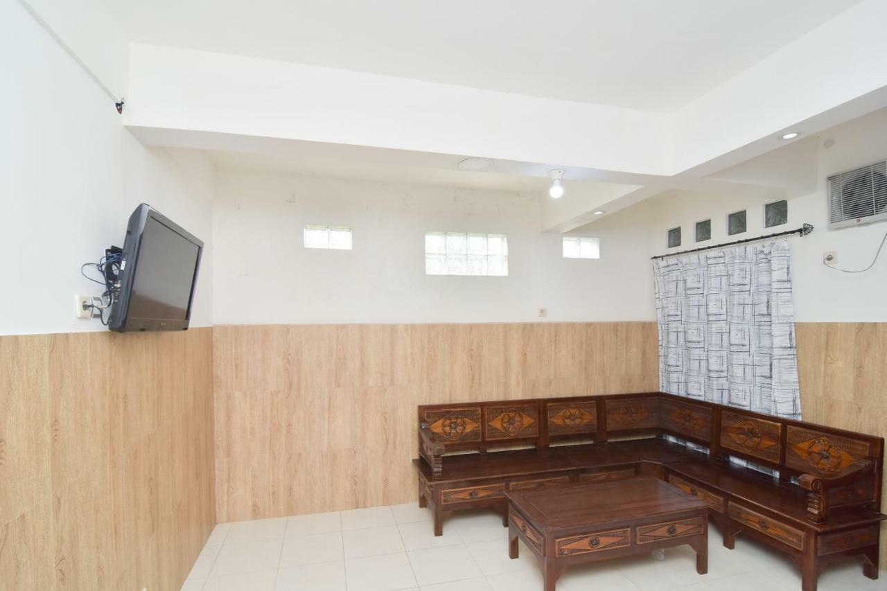 Dua Putri Villa Pasuruan Bagian luar foto