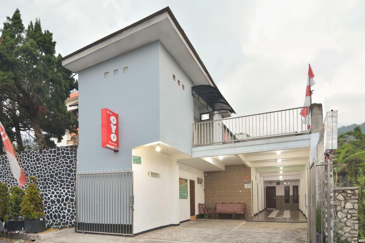Dua Putri Villa Pasuruan Bagian luar foto